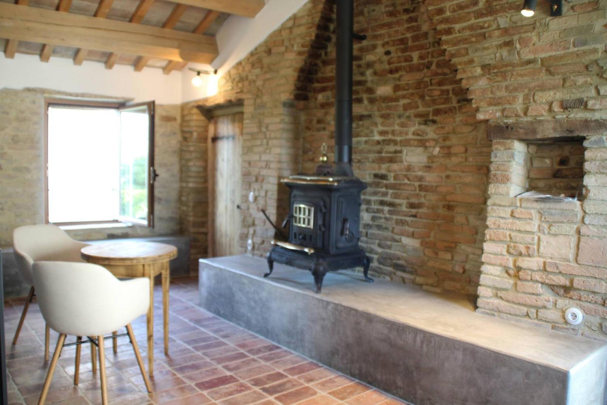 Cerreto Castello Borgo Calbianco - Private House With Pool & Aircoヴィラ エクステリア 写真