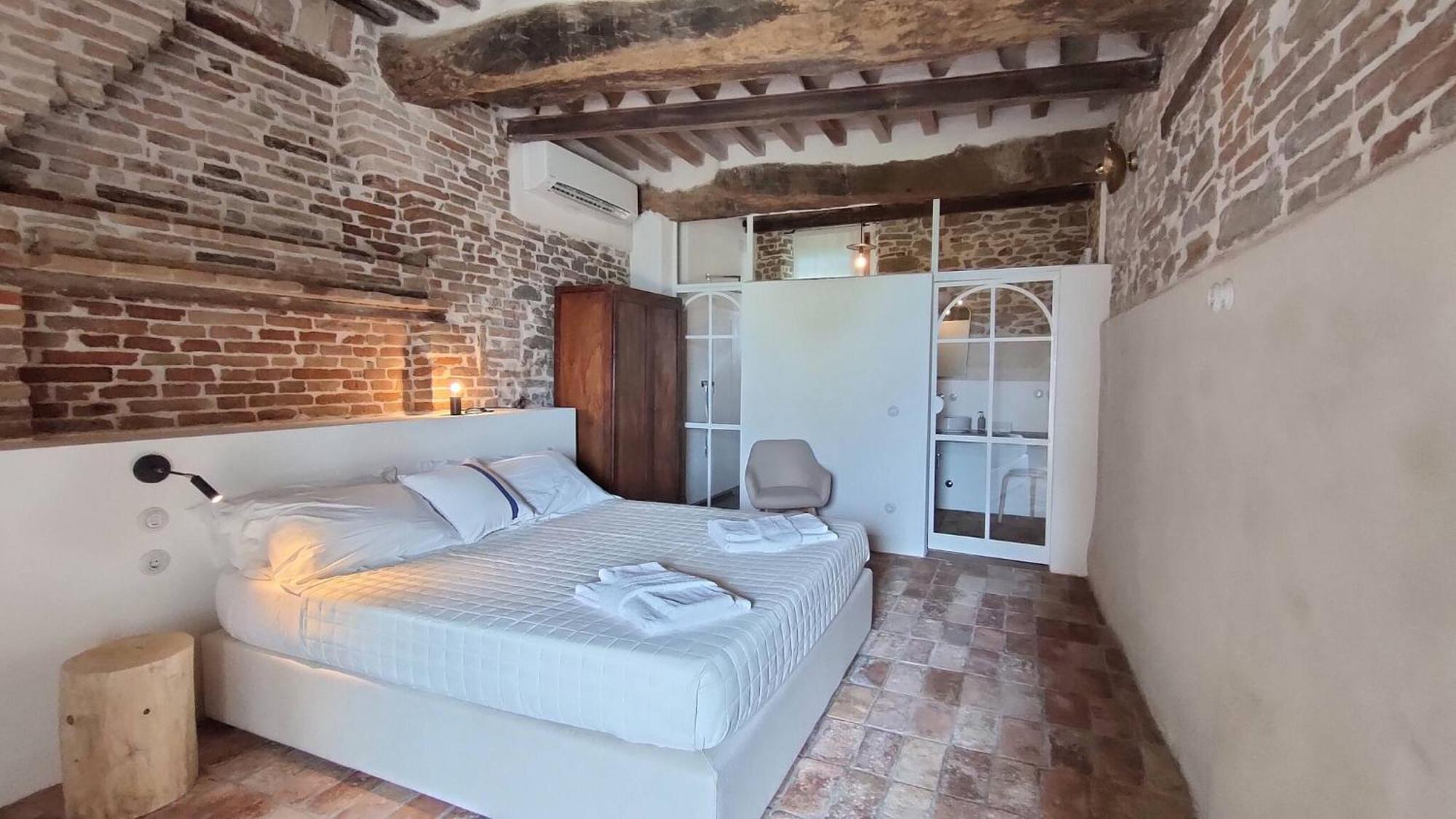 Cerreto Castello Borgo Calbianco - Private House With Pool & Aircoヴィラ エクステリア 写真